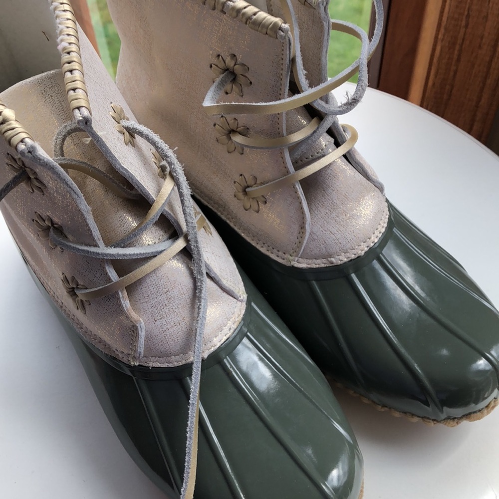 Jack Rogers Two-Tone Duck Booties in Olive Green and Cream
